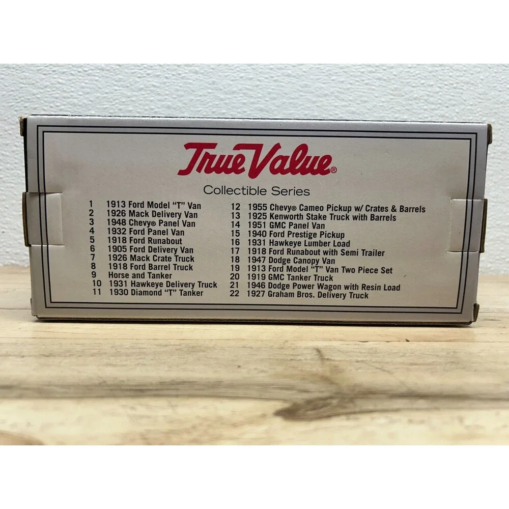 Vtg ERTL True Value 1950 Ford Panel Van Bank Diecast Model Car Scale 1:25